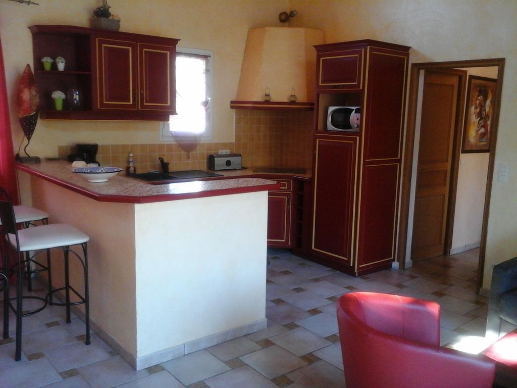 Mas Des Lys Roquebrune-sur-Argens Exterior foto